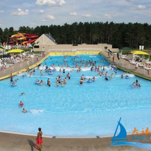 Water Wave Pool