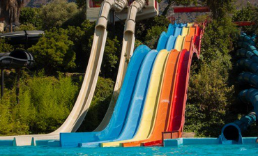 What are the Advantages of Fiberglass Water Park Equipment?