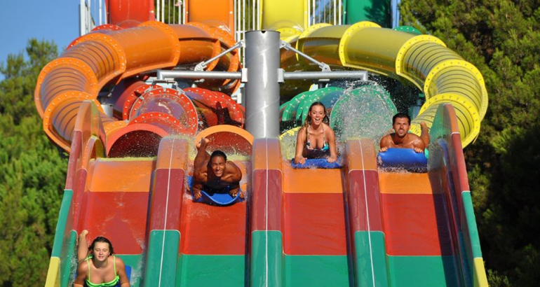 What Makes A Water Park Great and Engaging?