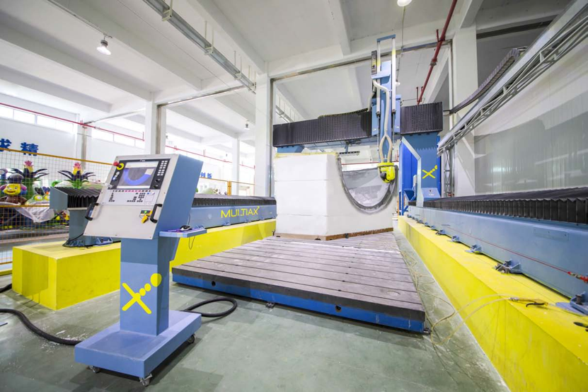Dalang manfuacturing hub with 5-axis CNC machining