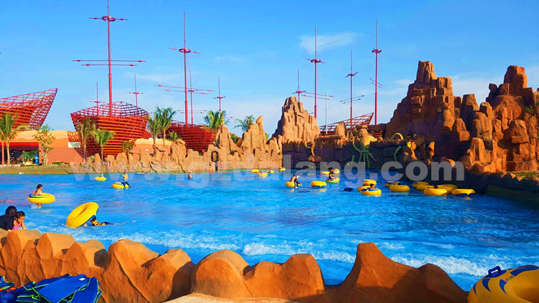 Wave Pool at Vinpearl Land Nam Hoi An Water Park in Vietnam
