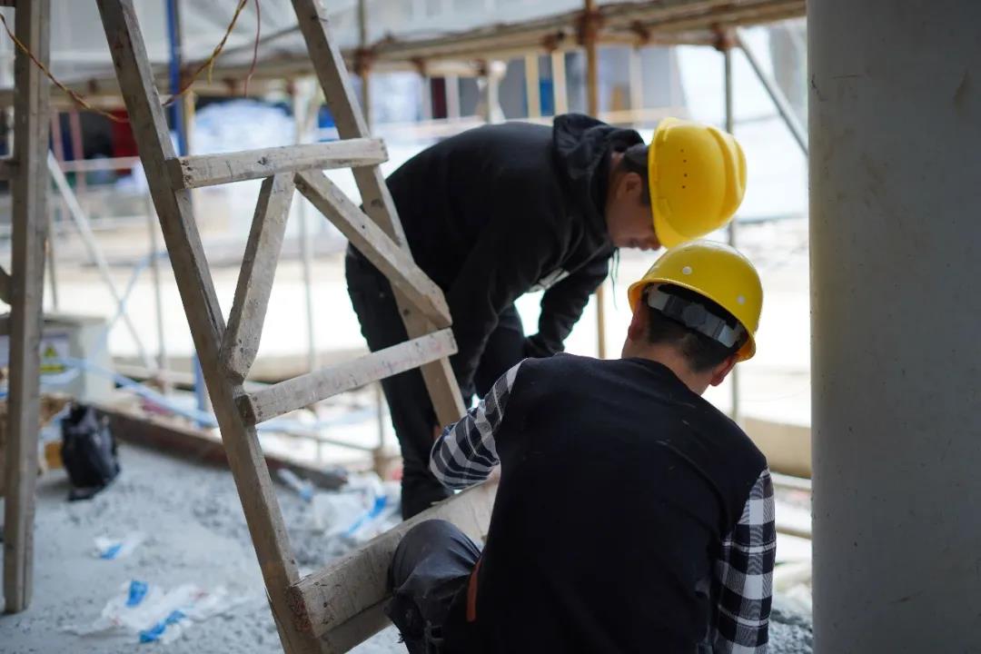 Cooperation and discussion